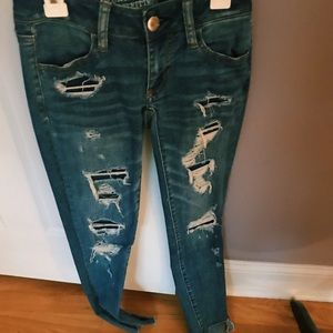 Super low jegging American Eagle ripped jeans